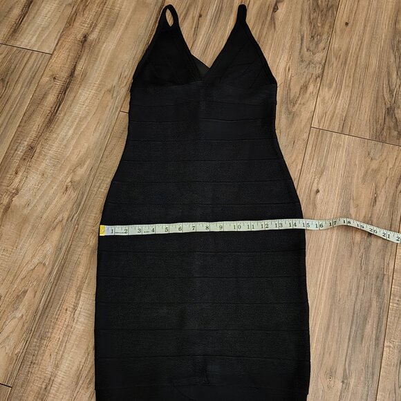 Rachael G. Stretch Black V-Neck Strappy Dress in Front and Back - Picture 10 of 12